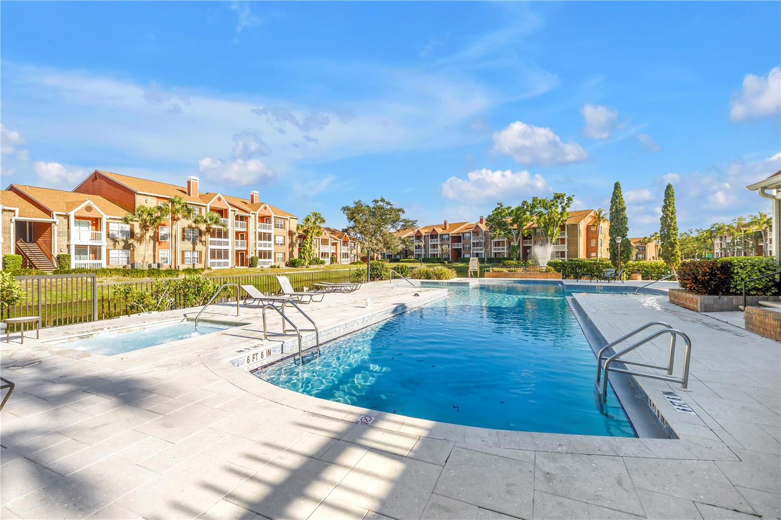 VANTAGE POINT CONDO - Residential