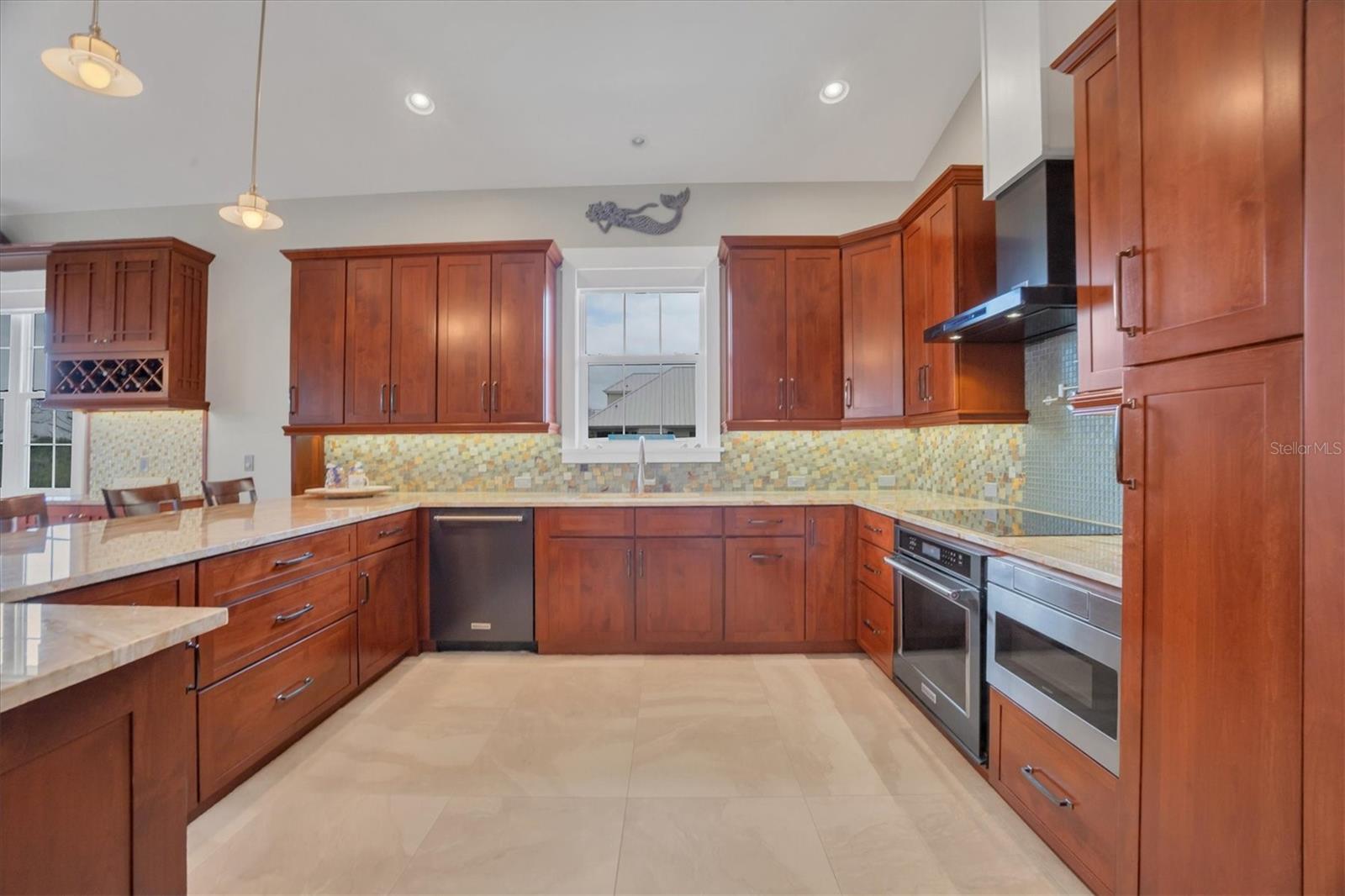 ISLAND HARBOR BCH CLUB SEC 01 - Residential