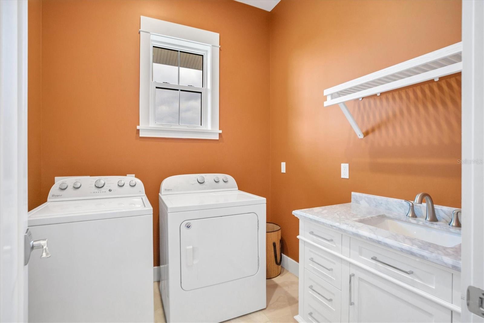 ISLAND HARBOR BCH CLUB SEC 01 - Residential