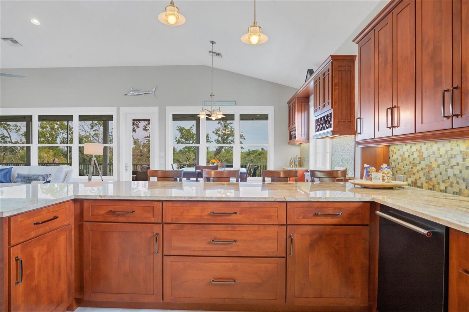 ISLAND HARBOR BCH CLUB SEC 01 - Residential