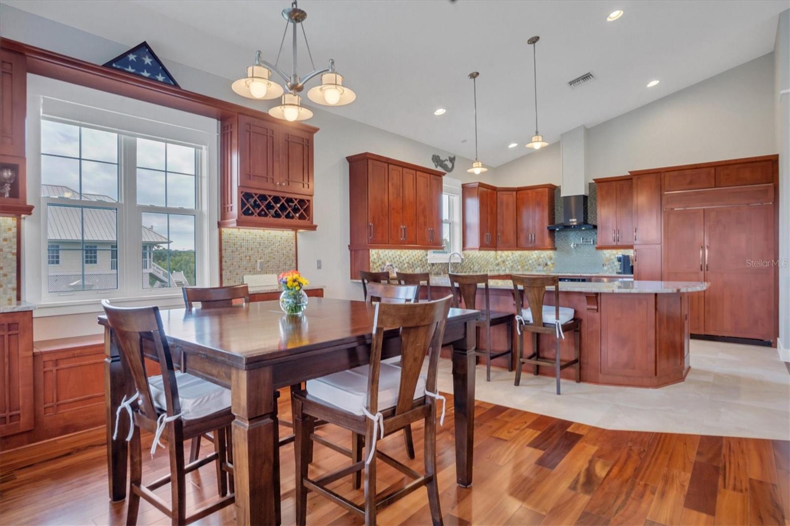 ISLAND HARBOR BCH CLUB SEC 01 - Residential