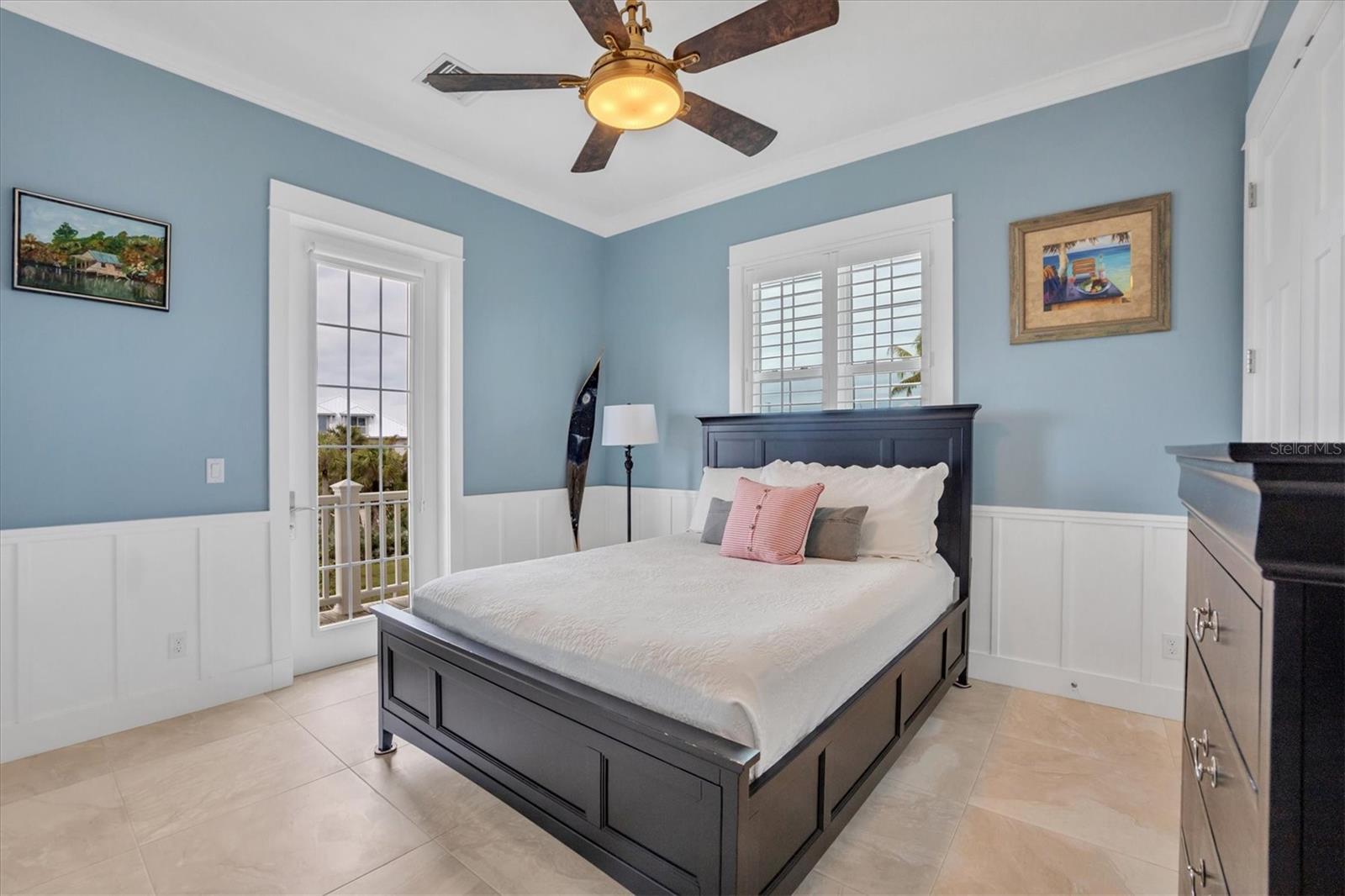 ISLAND HARBOR BCH CLUB SEC 01 - Residential