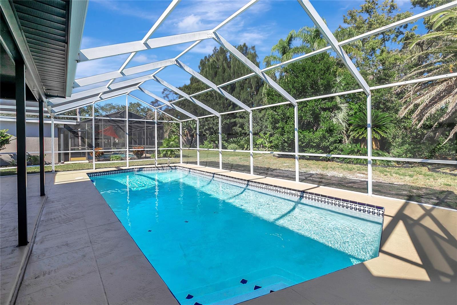 BERKLEY VILLAGE - Residential