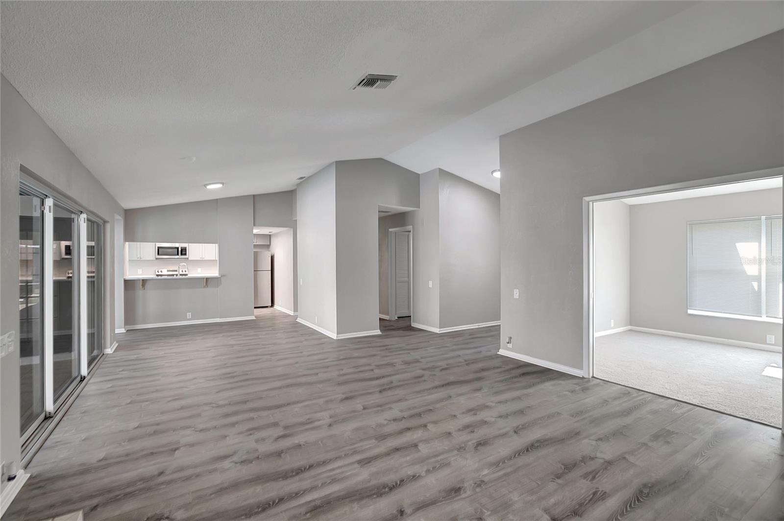 BERKLEY VILLAGE - Residential