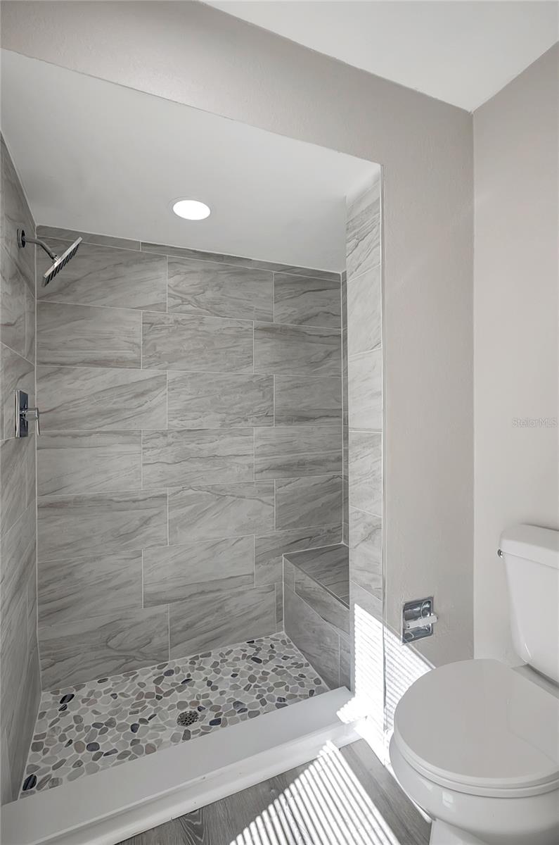 BERKLEY VILLAGE - Residential