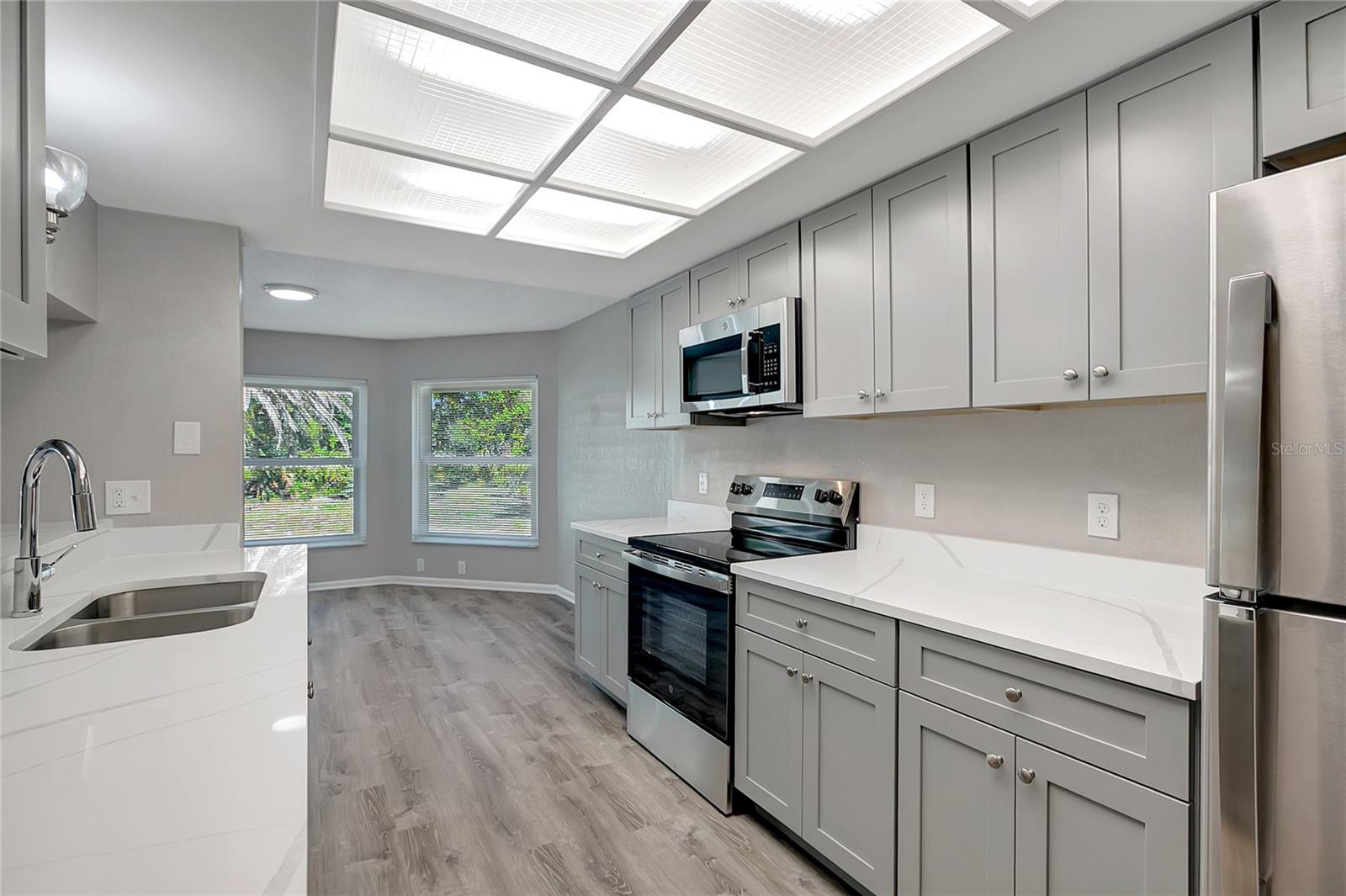 BERKLEY VILLAGE - Residential