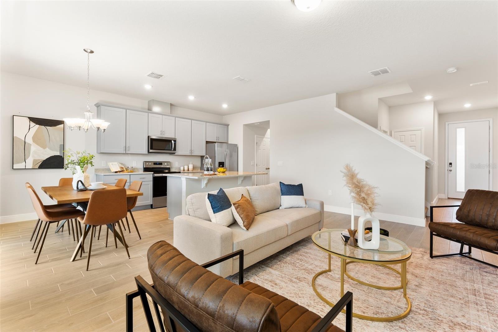 ENCLAVE AT HAWKS CREST - Residential