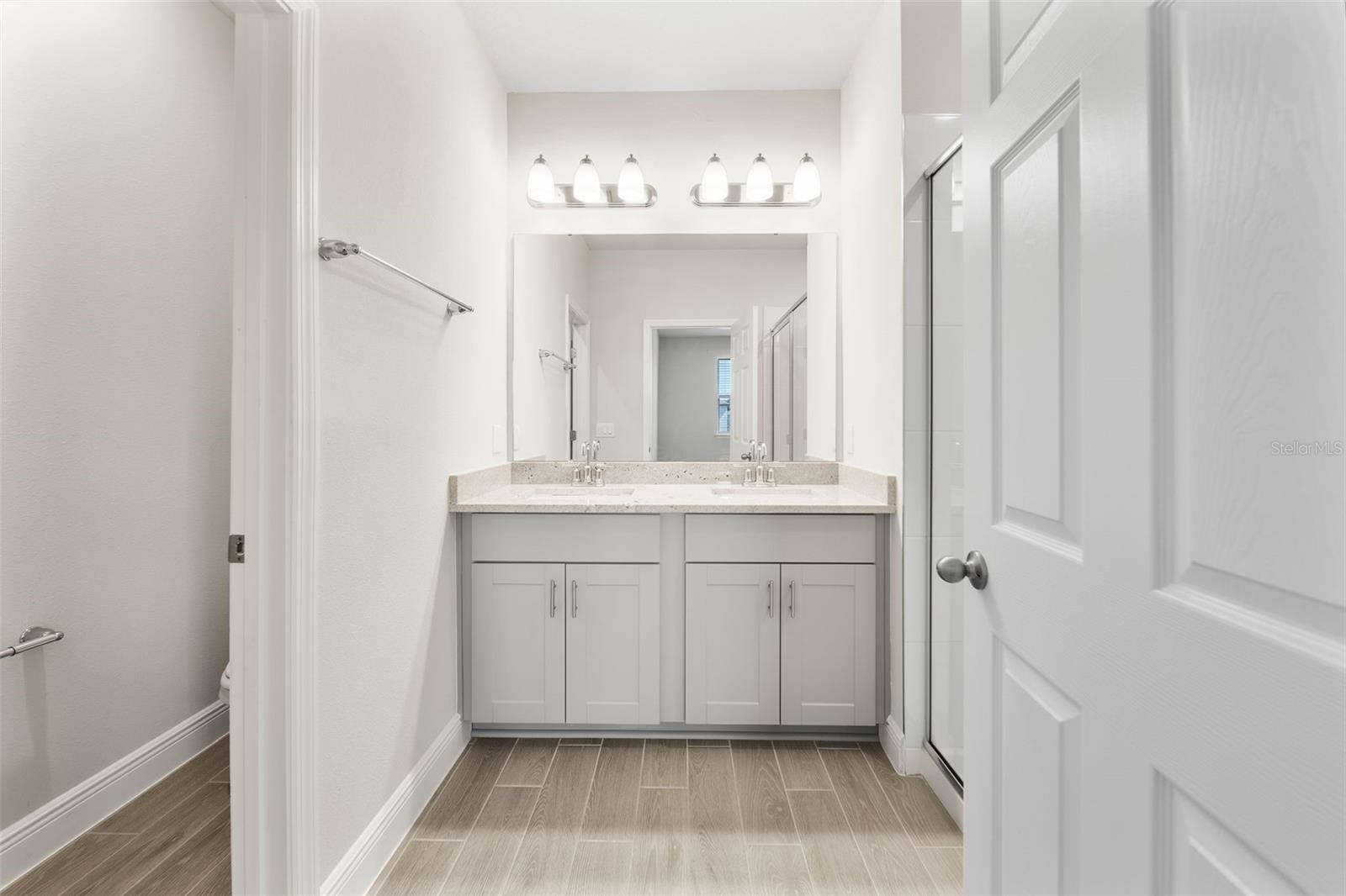 ENCLAVE AT HAWKS CREST - Residential