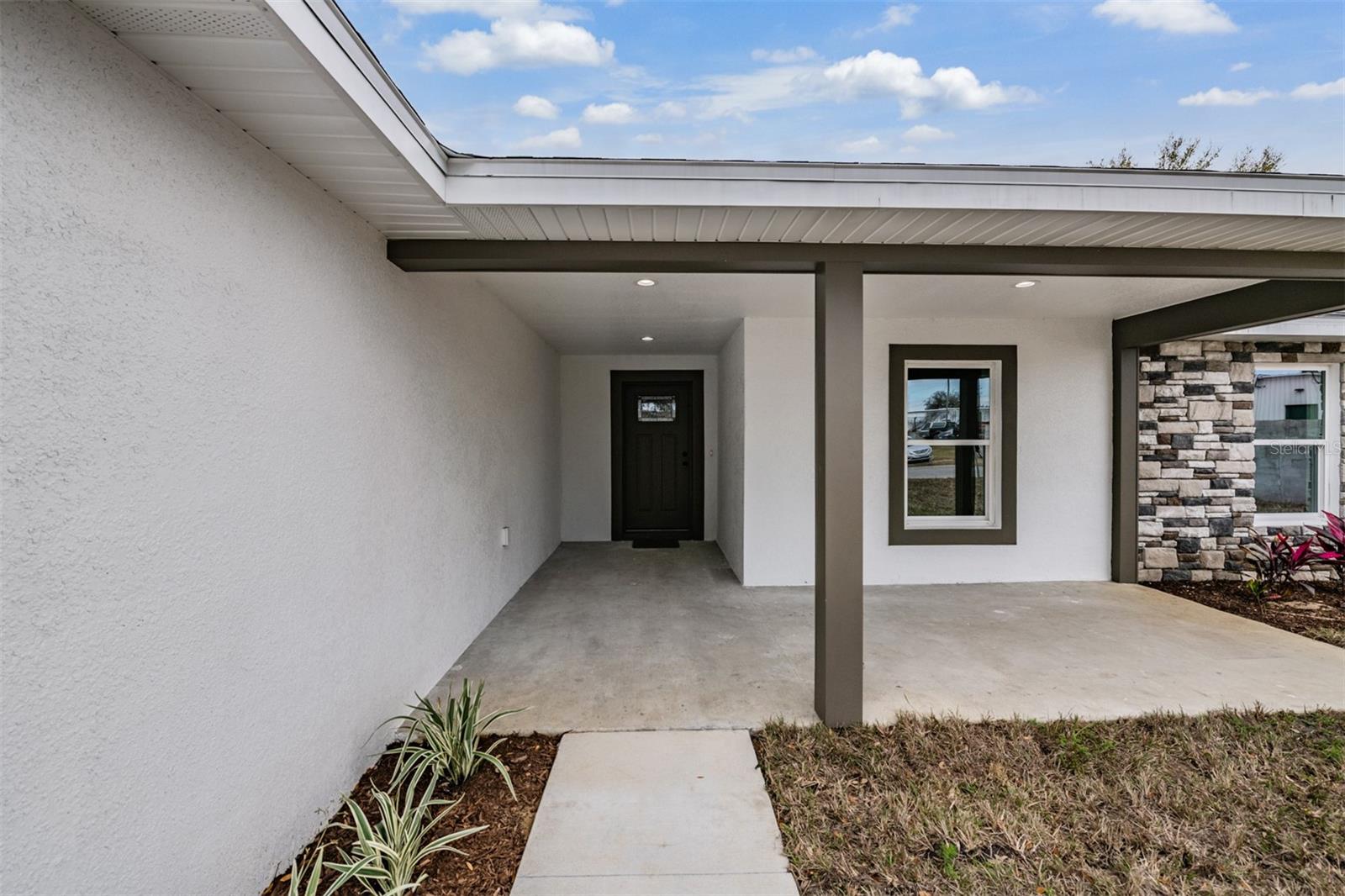 COUNTRYSIDE SQUARE - Residential