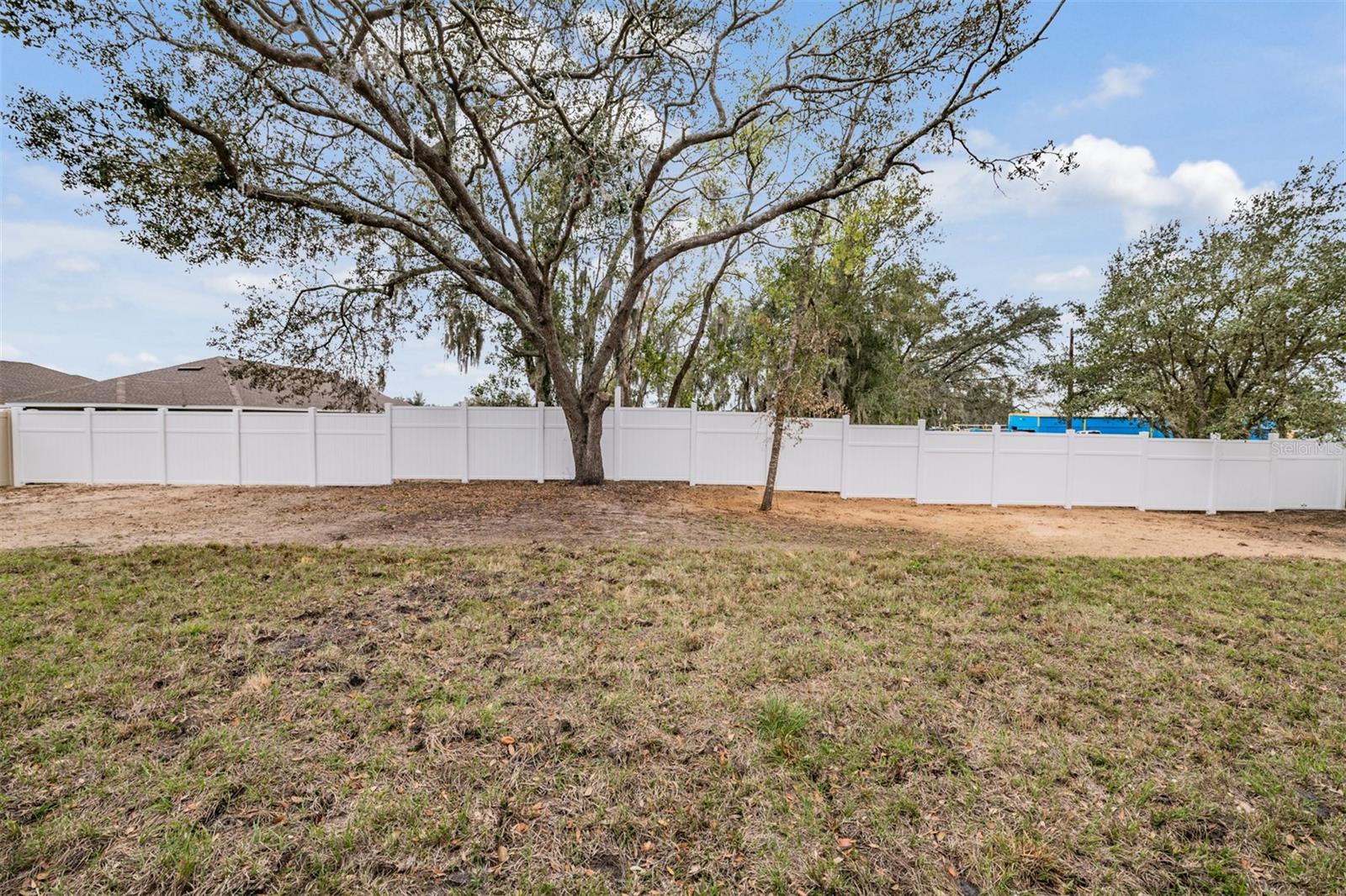 COUNTRYSIDE SQUARE - Residential