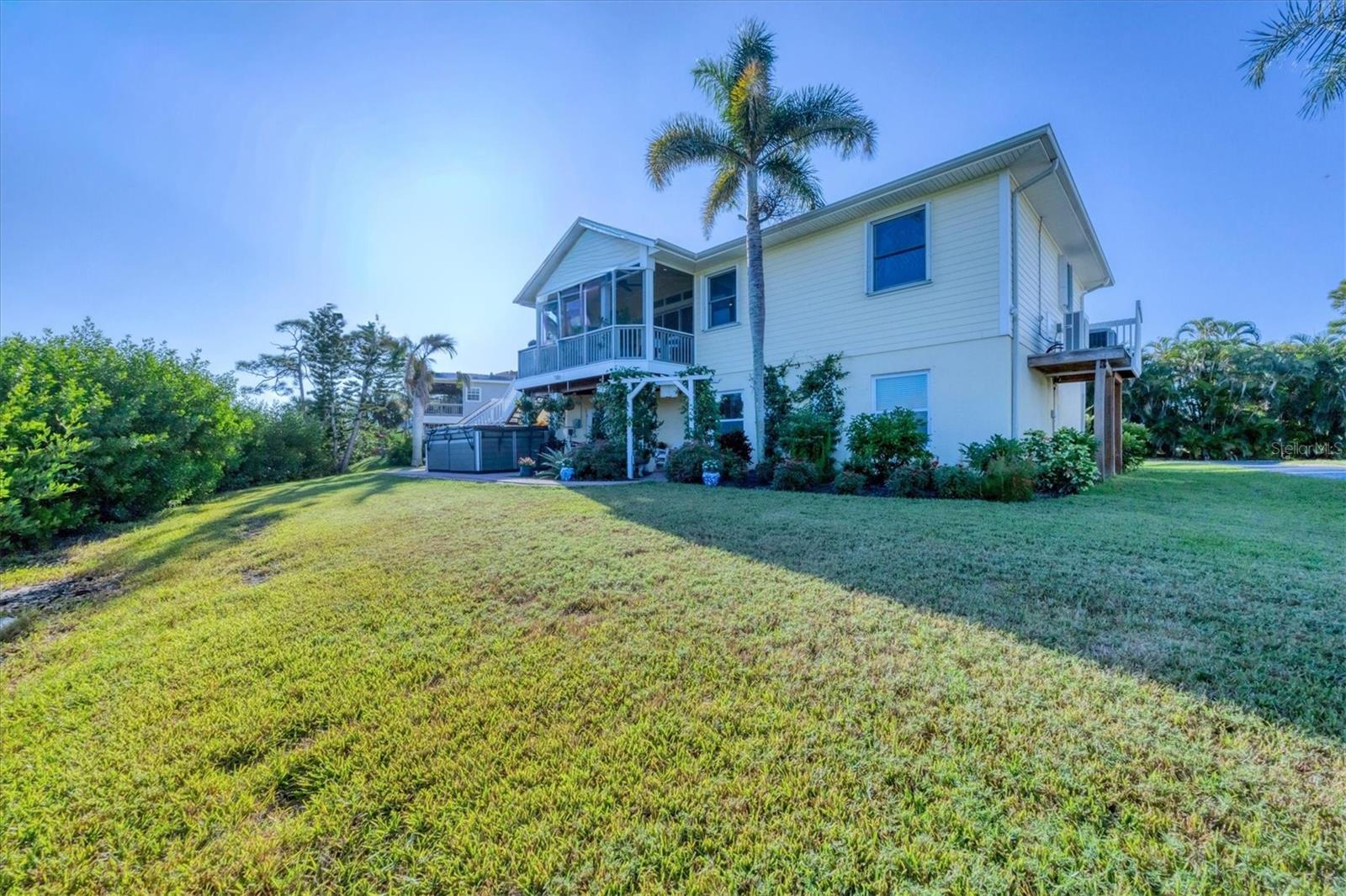 PINES ON BAY - Residential