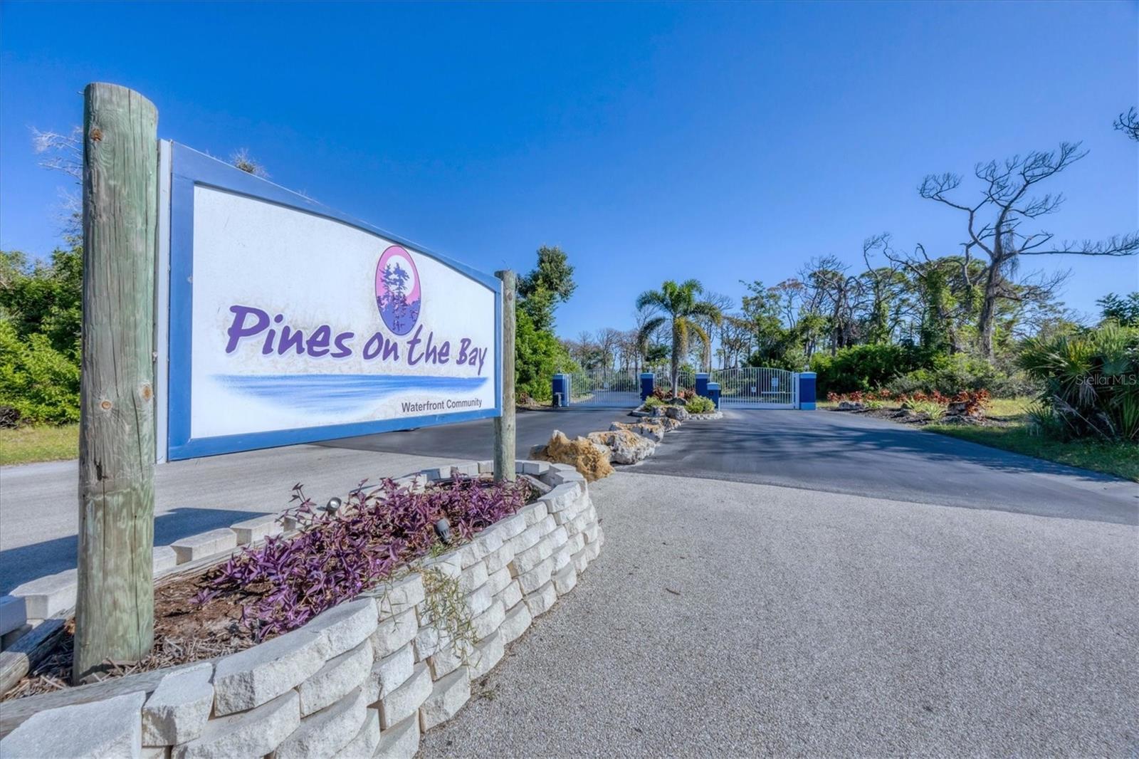 PINES ON BAY - Residential