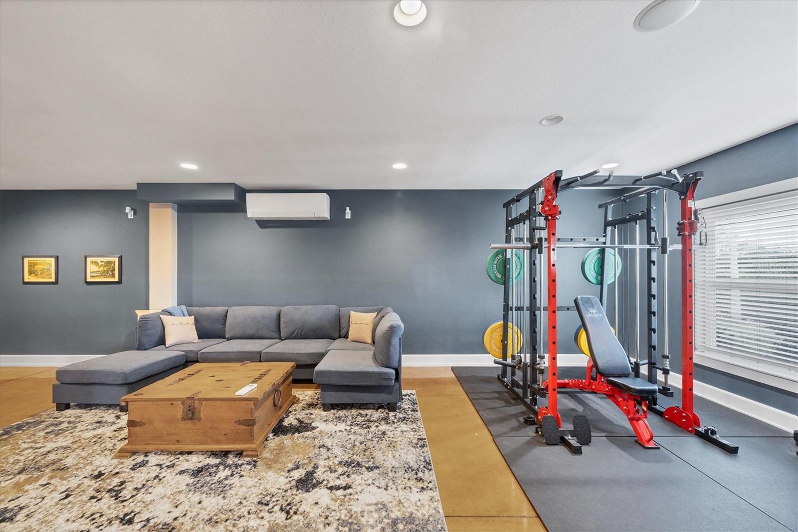 PINES ON BAY - Residential