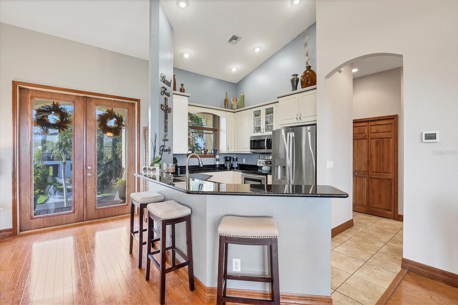 PINES ON BAY - Residential