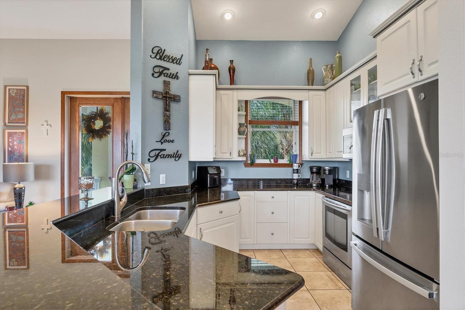 PINES ON BAY - Residential