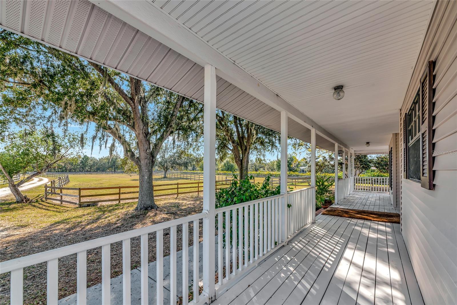 2500 BERN CREEK LOOP