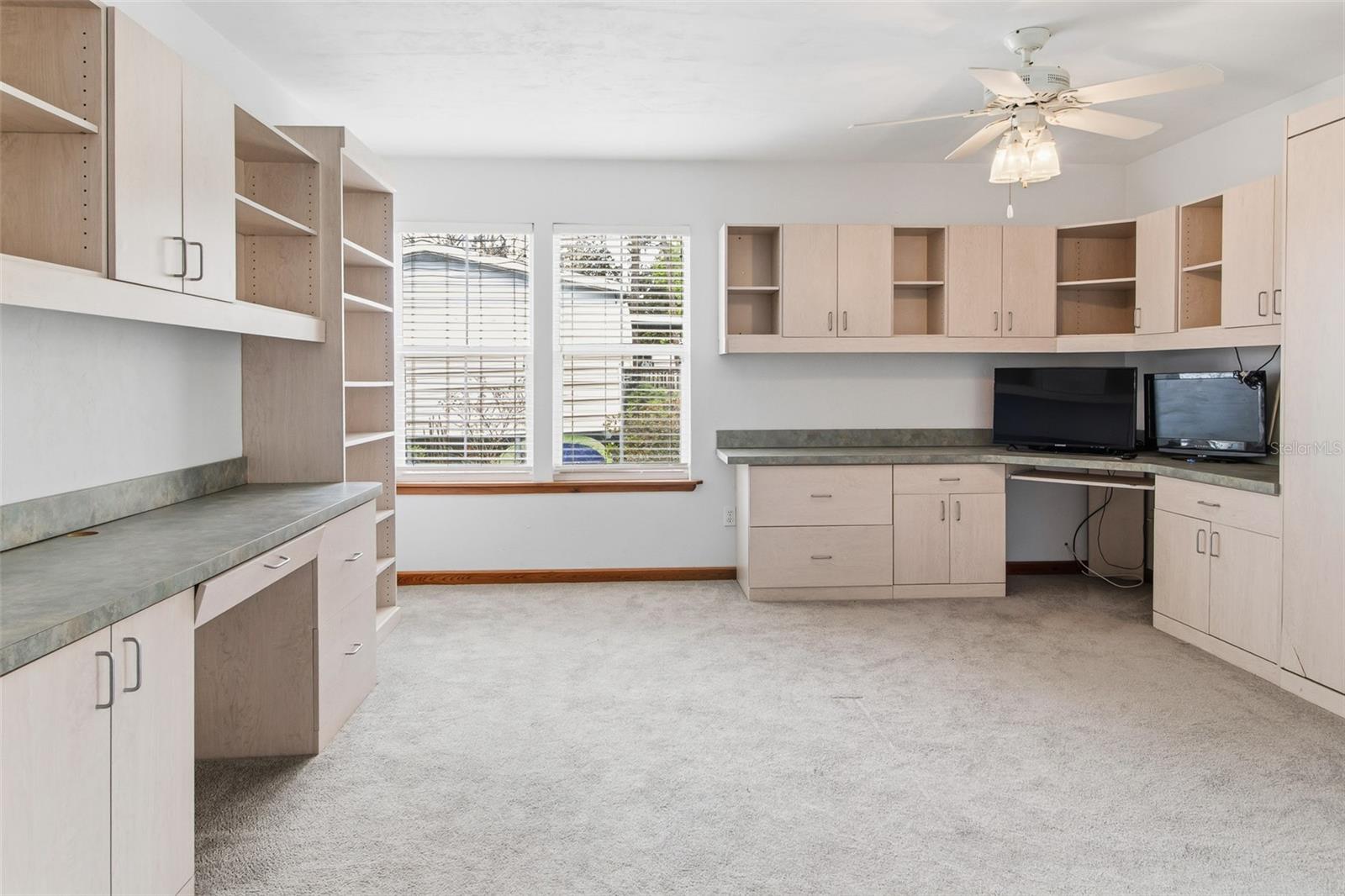 STAR LAKE FOREST - Residential