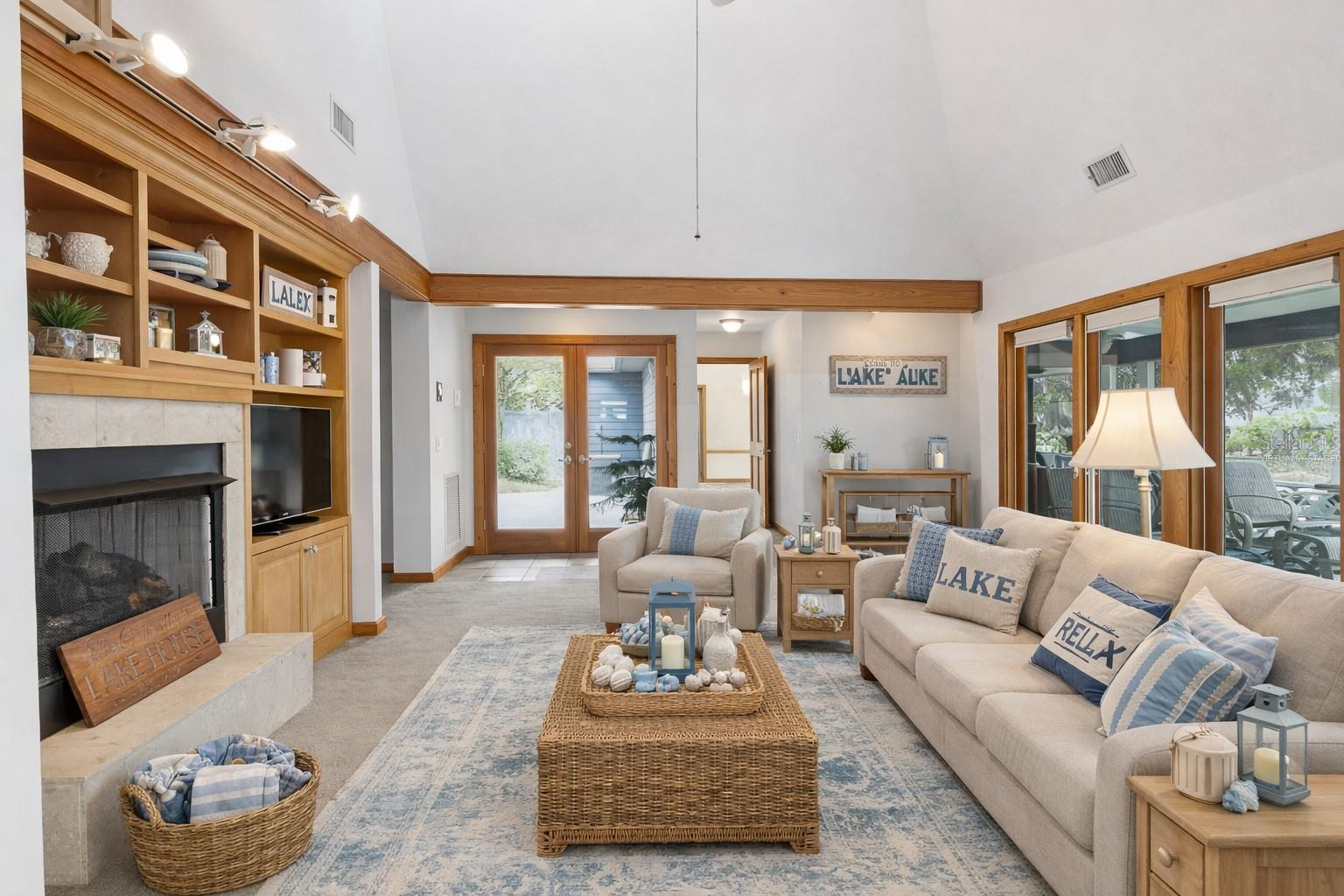 STAR LAKE FOREST - Residential