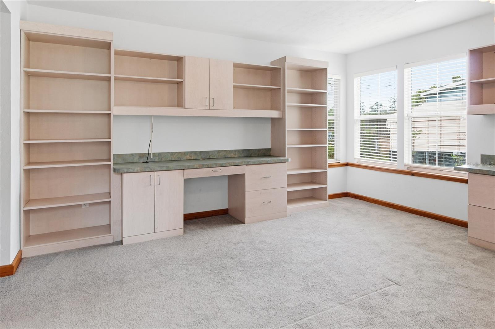 STAR LAKE FOREST - Residential