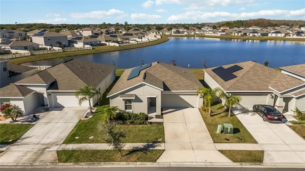 Photo of 292 Pineywoods Street, Saint Cloud, FL 34772 (MLS # O6375488)