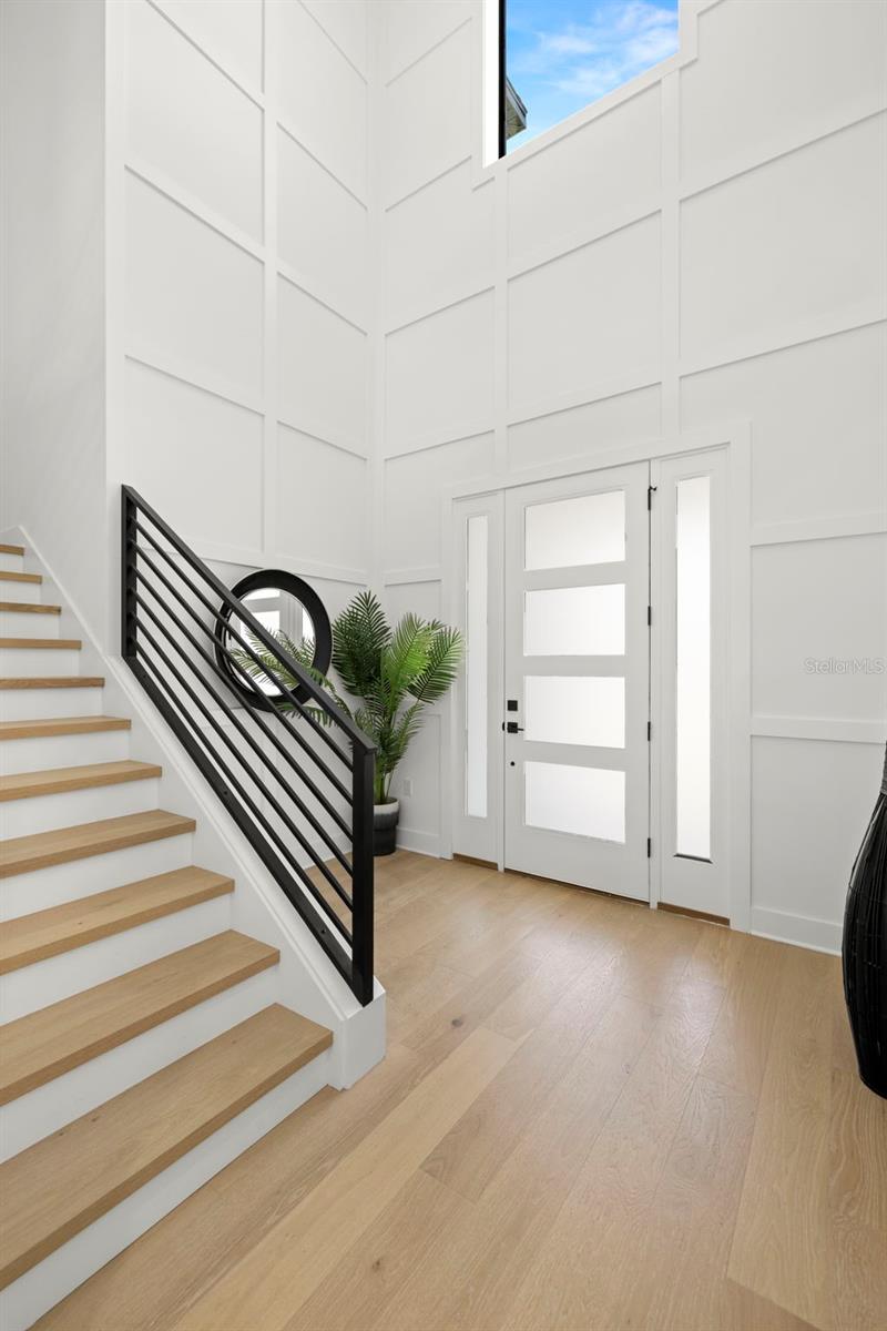 6214 S FOSTER AVENUE