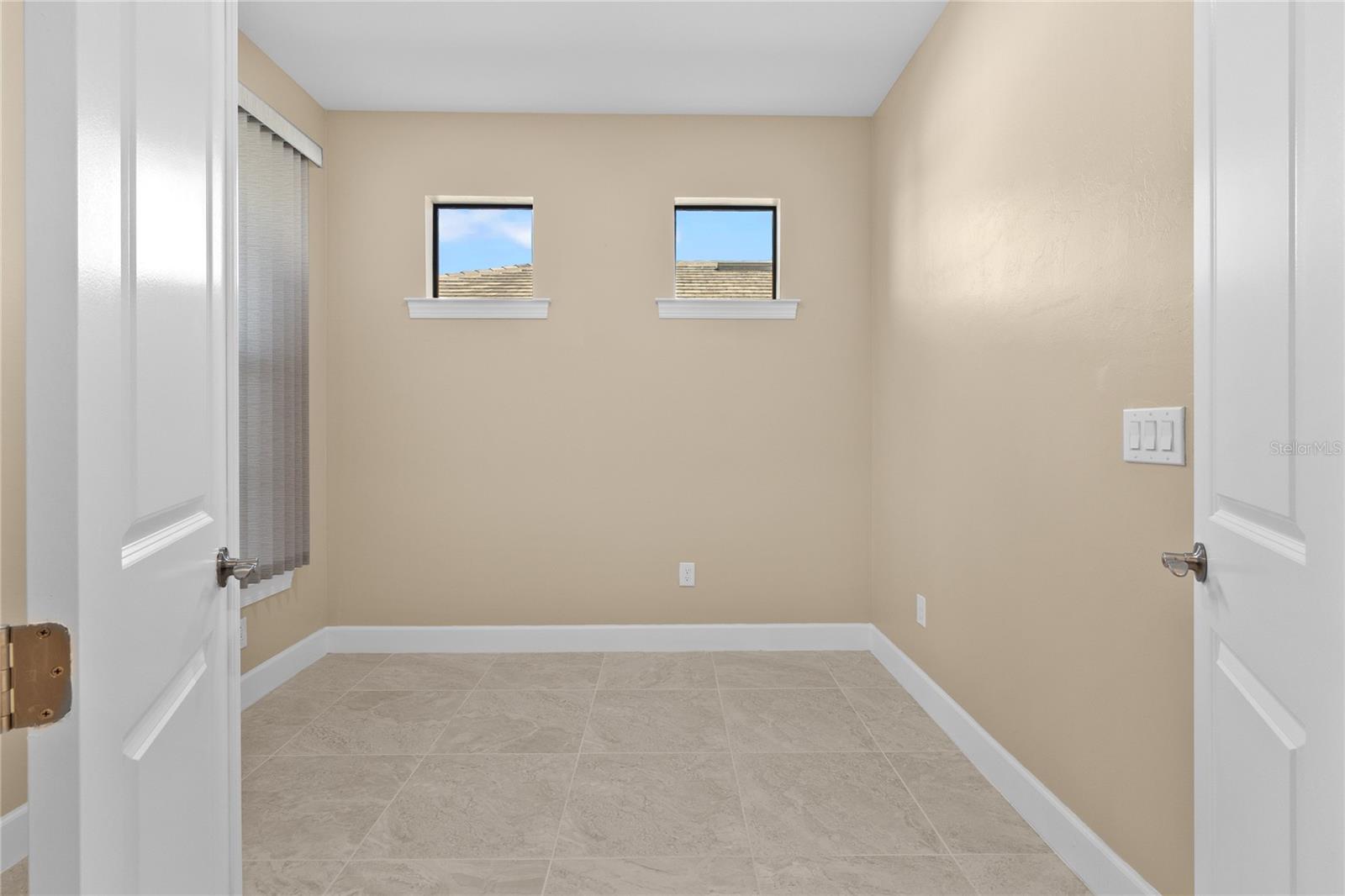 1352 RASPBERRY DRIVE