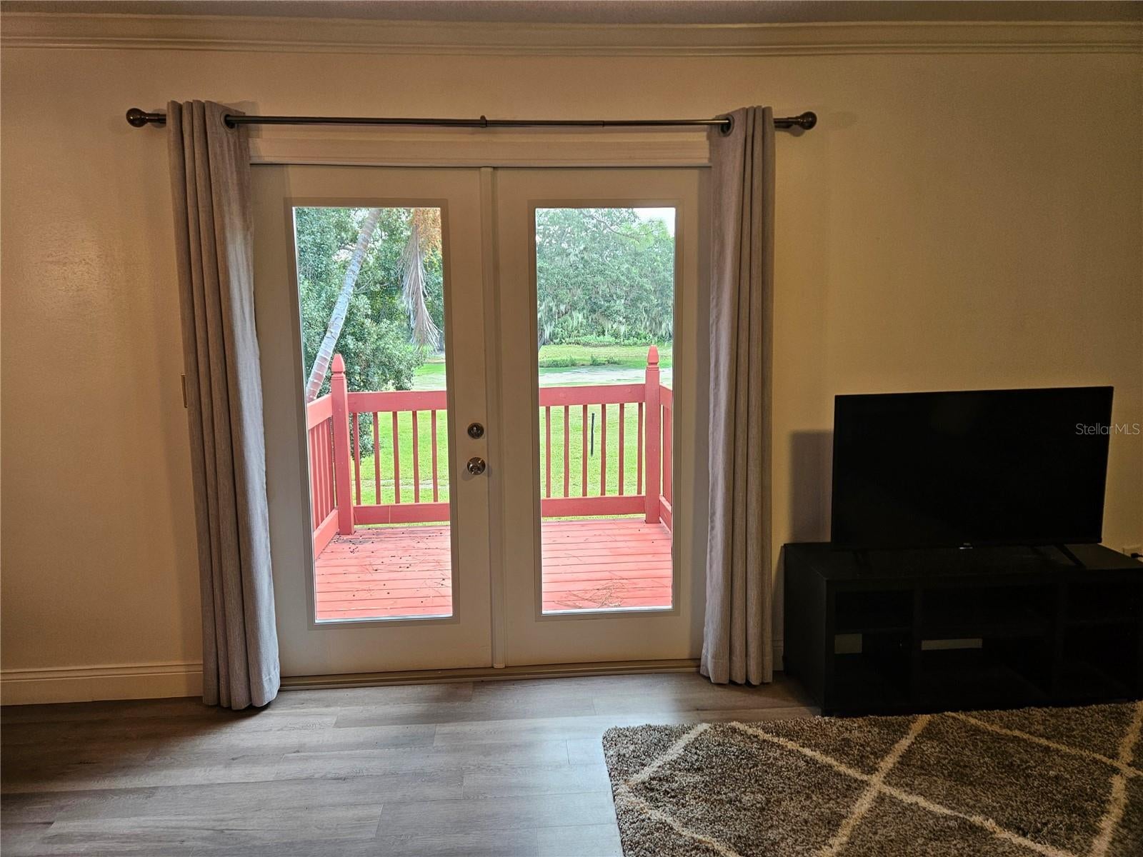 1737 PARAKEET WAY 2