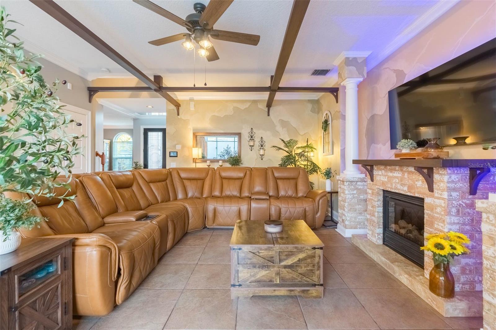 BOYETTE OAKS - Residential