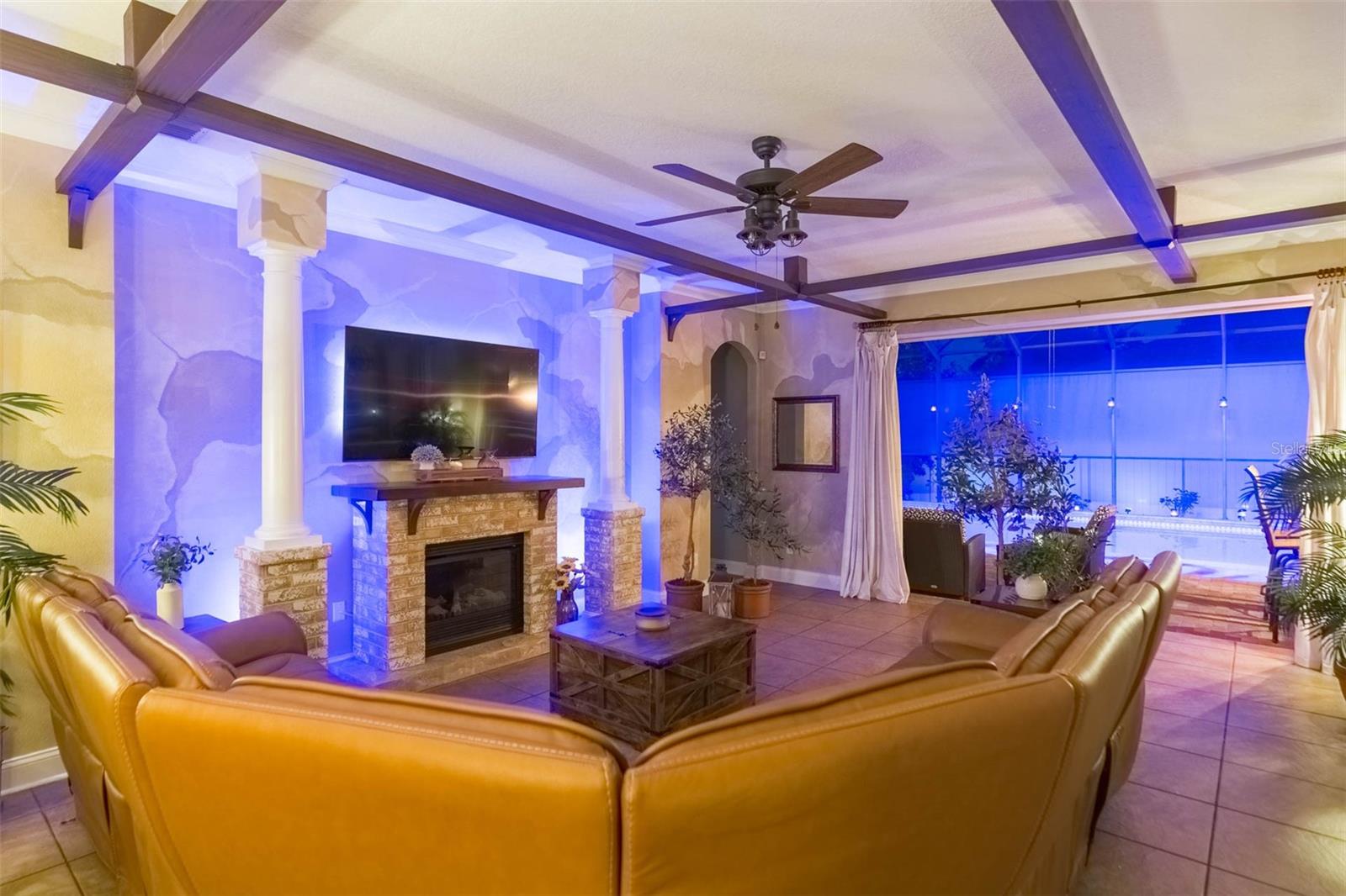 BOYETTE OAKS - Residential