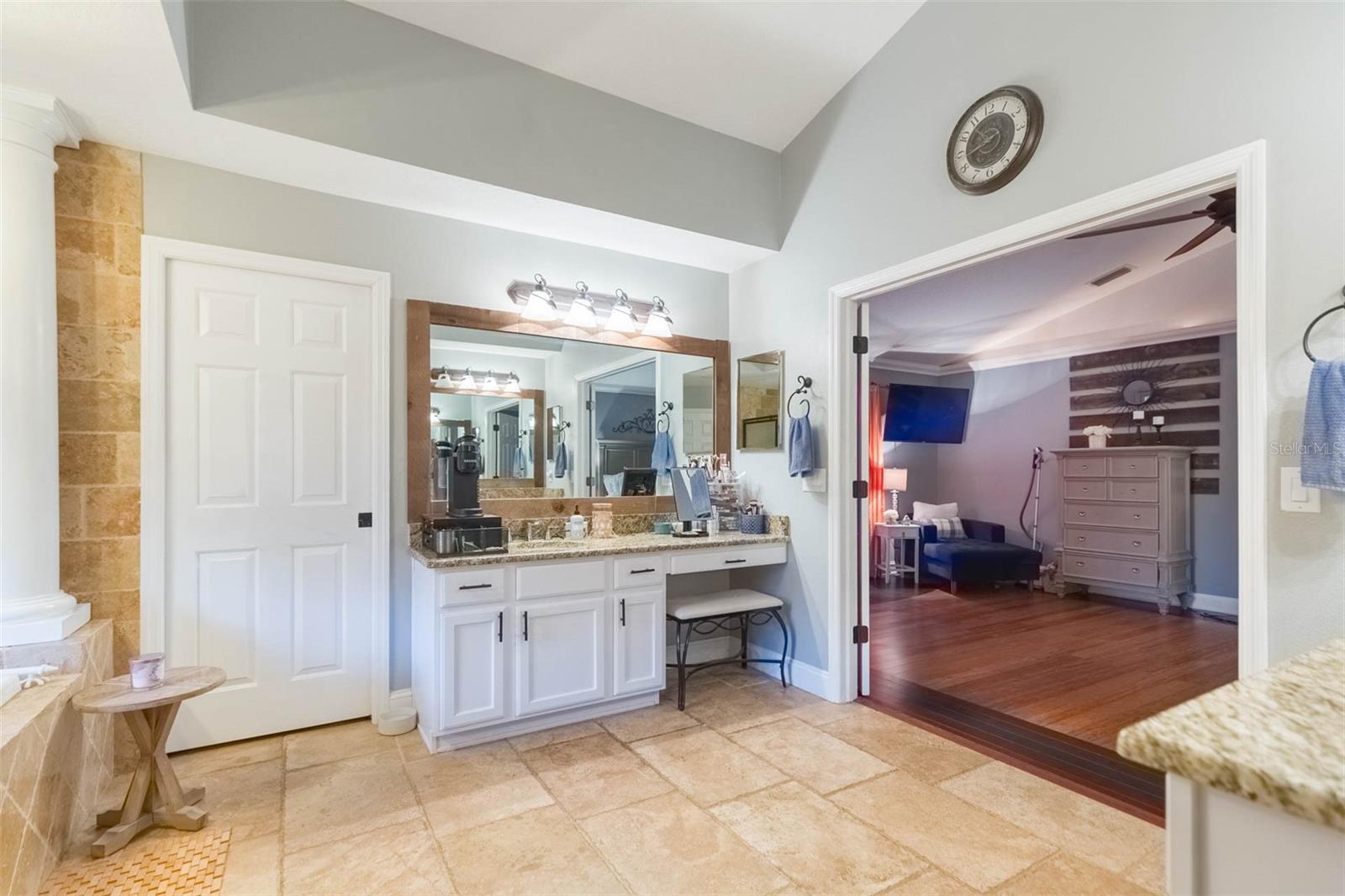 BOYETTE OAKS - Residential