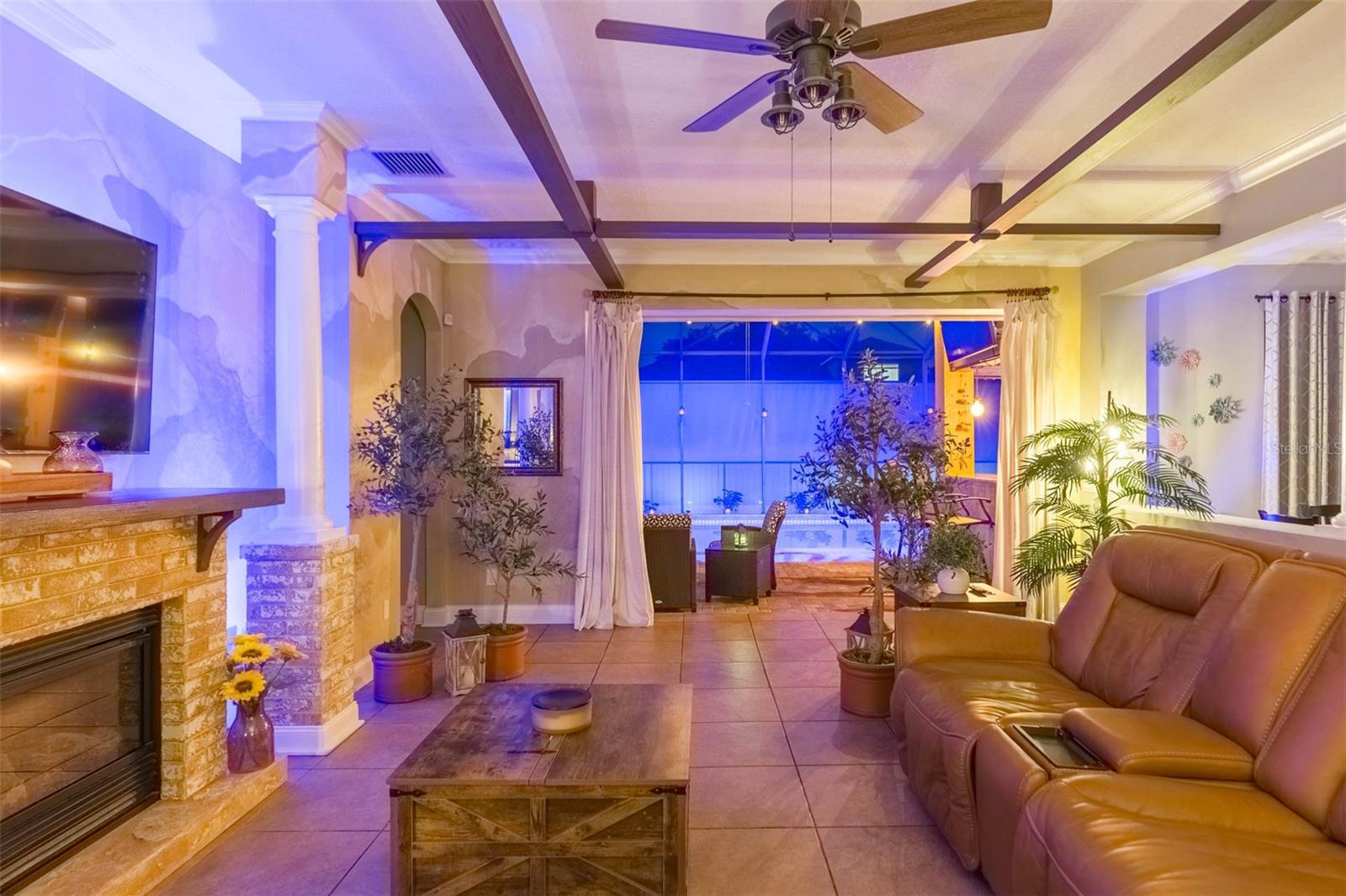 BOYETTE OAKS - Residential