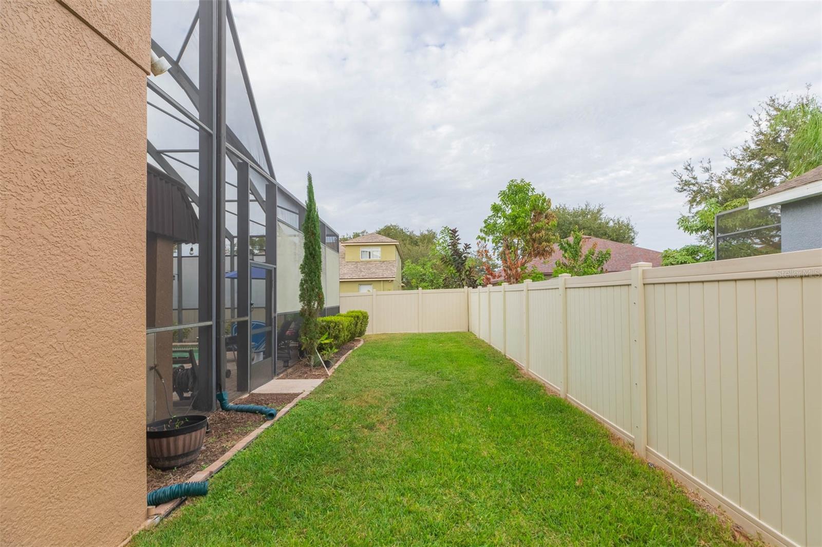 BOYETTE OAKS - Residential