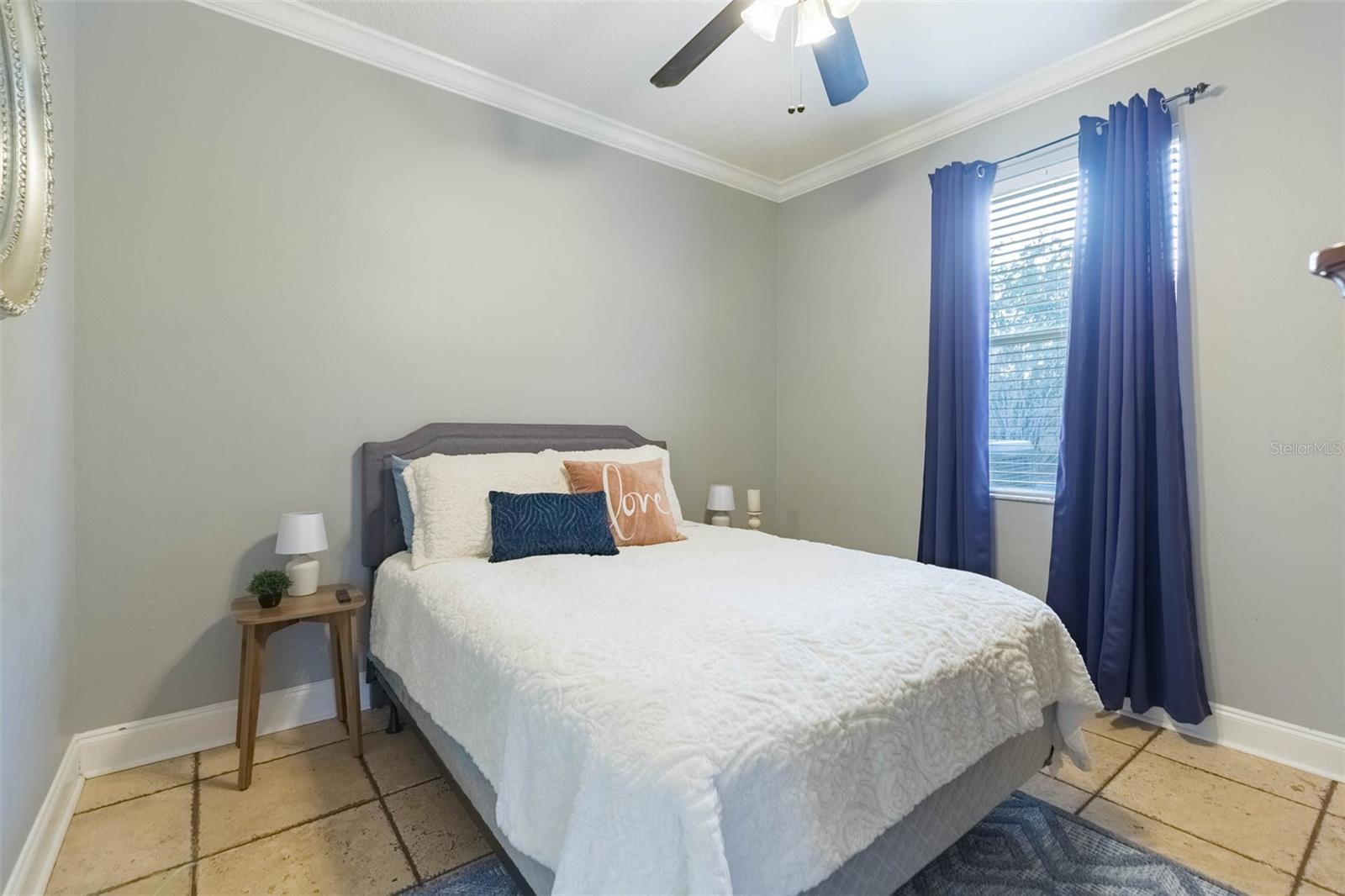 BOYETTE OAKS - Residential