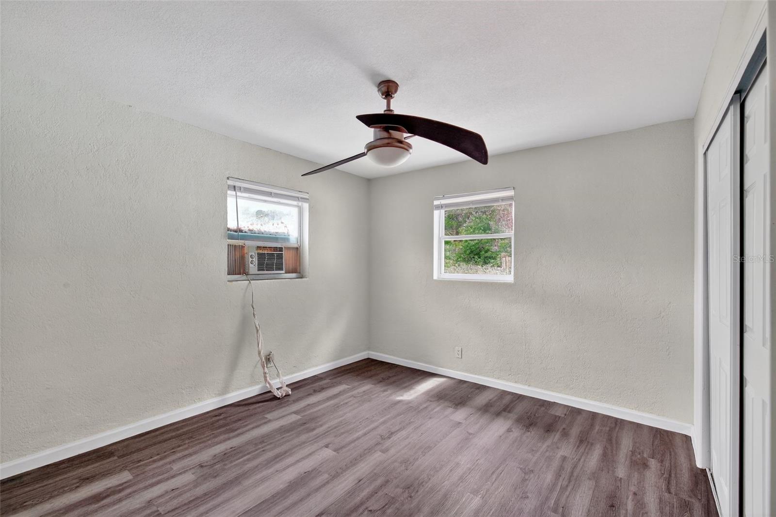 CENTER PARK HOLLY HILL - Residential Lease