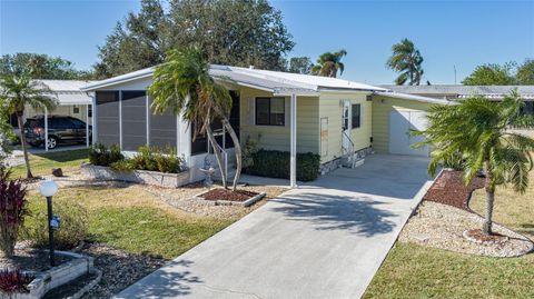 A home in PALMETTO