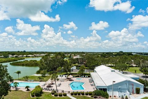 A home in PALMETTO