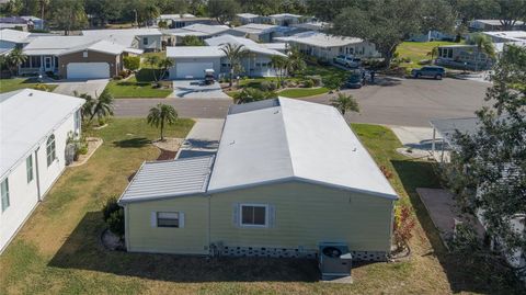 A home in PALMETTO