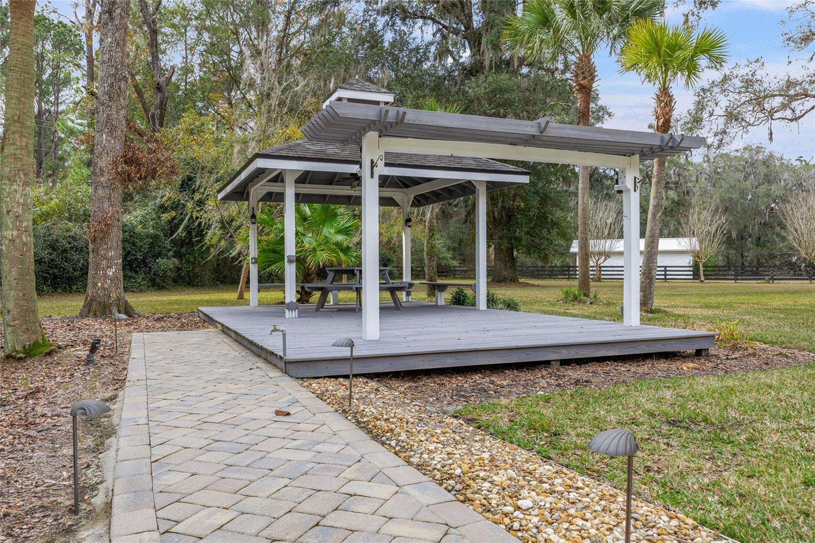 ALACHUA HIGHLANDS - Residential