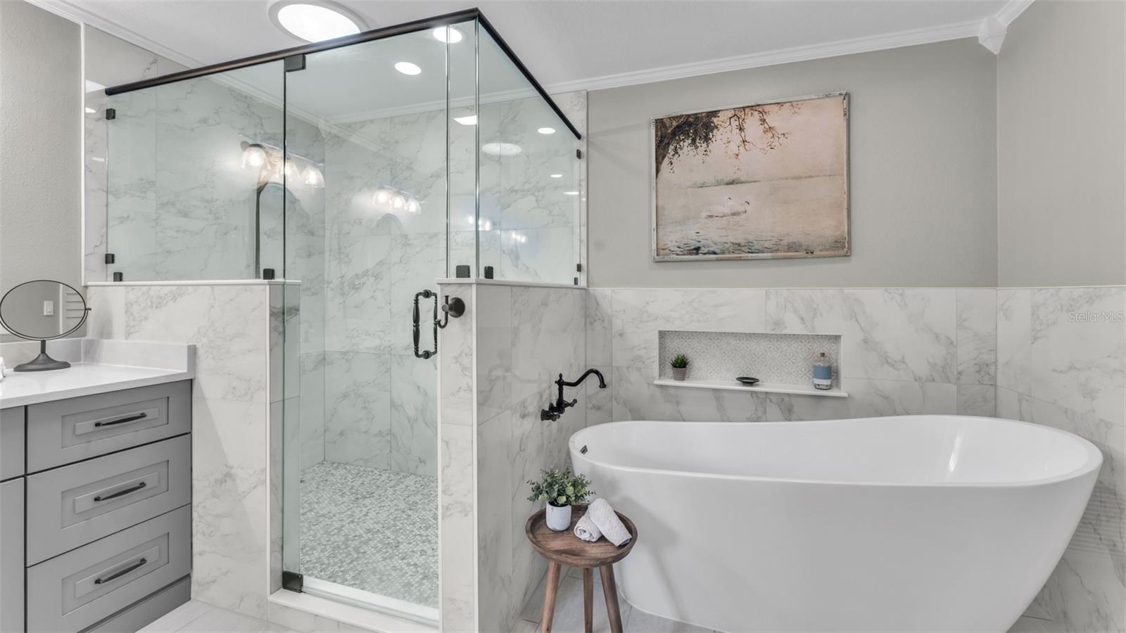 GLENMORE - Residential