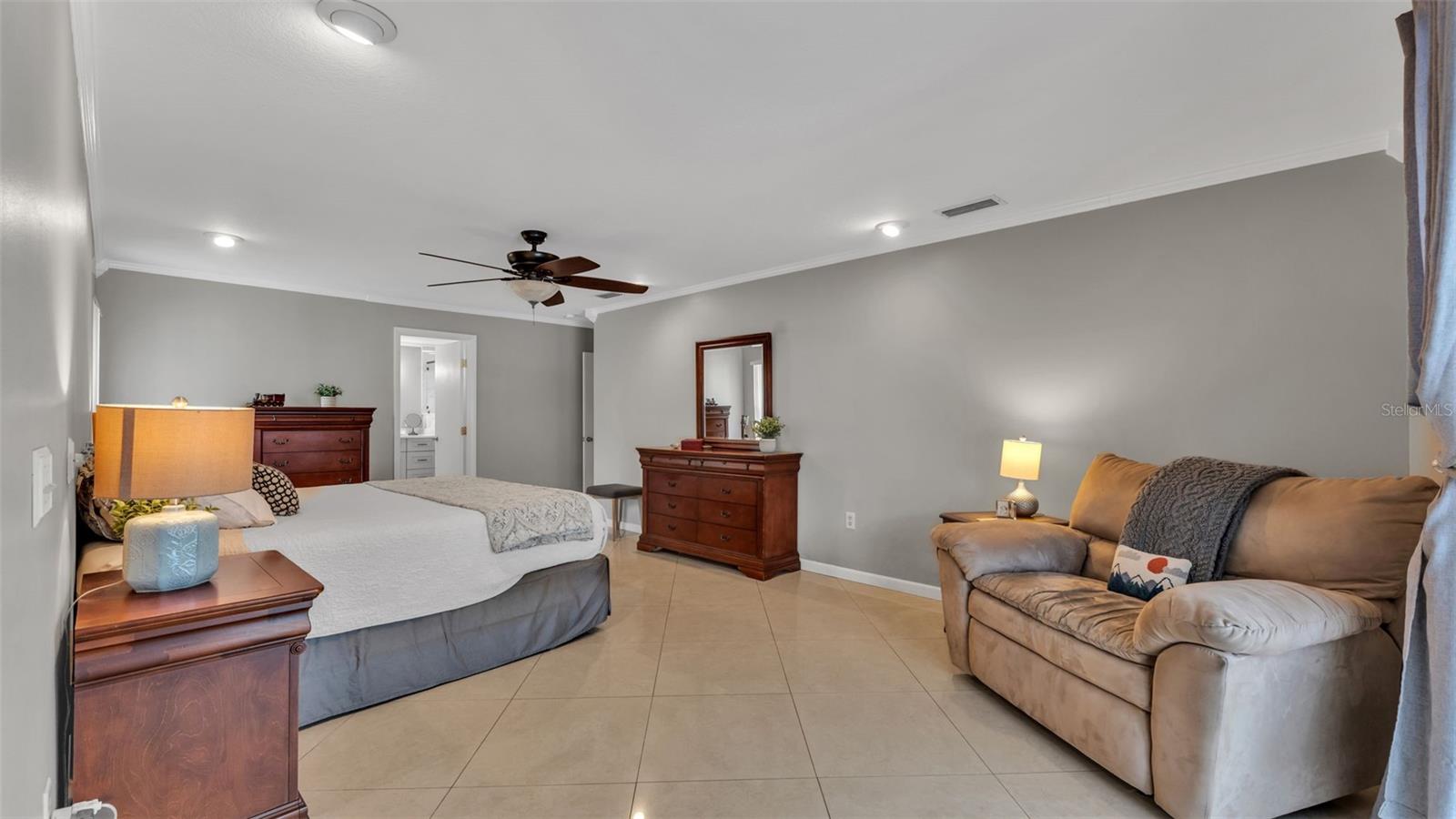 GLENMORE - Residential