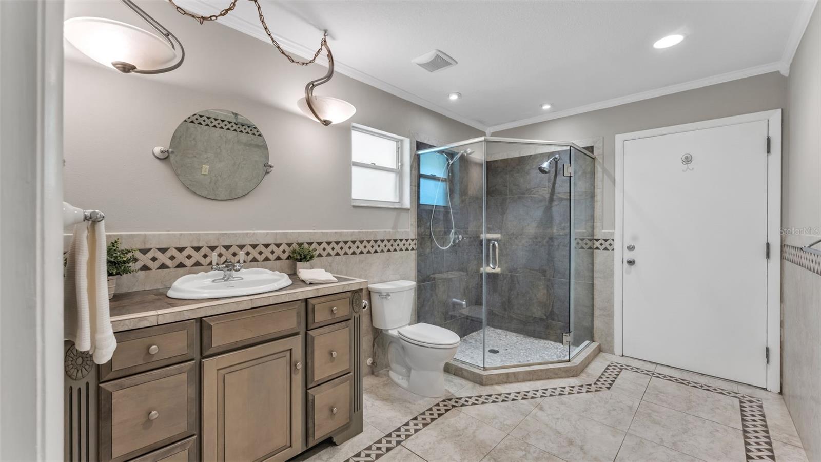 GLENMORE - Residential