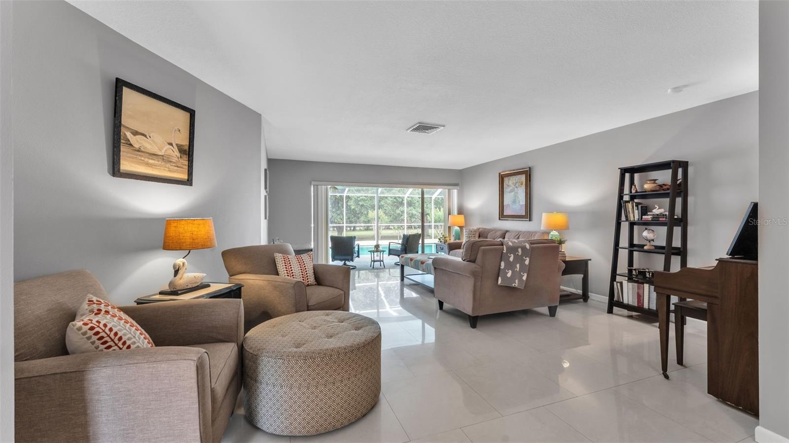 GLENMORE - Residential