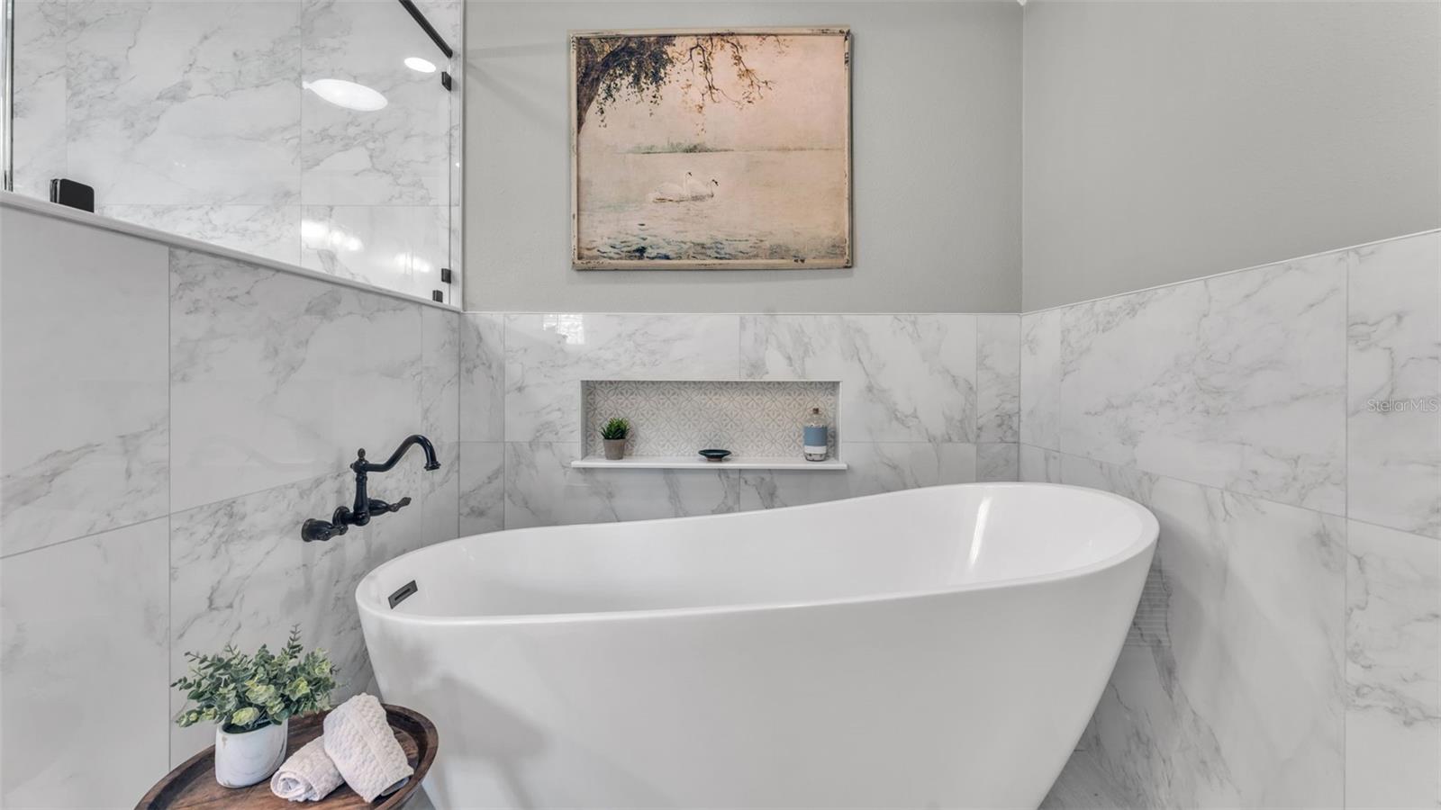 GLENMORE - Residential