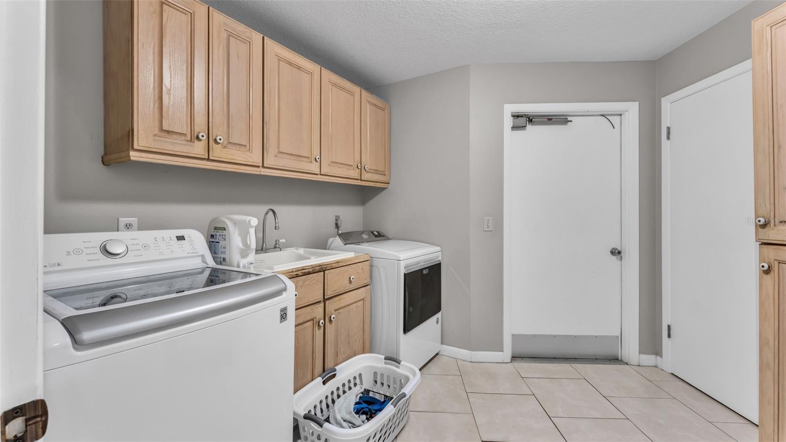 GLENMORE - Residential