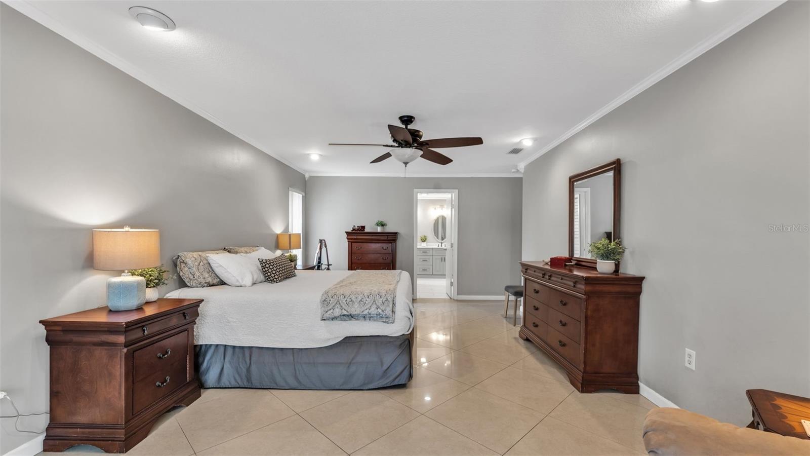 GLENMORE - Residential