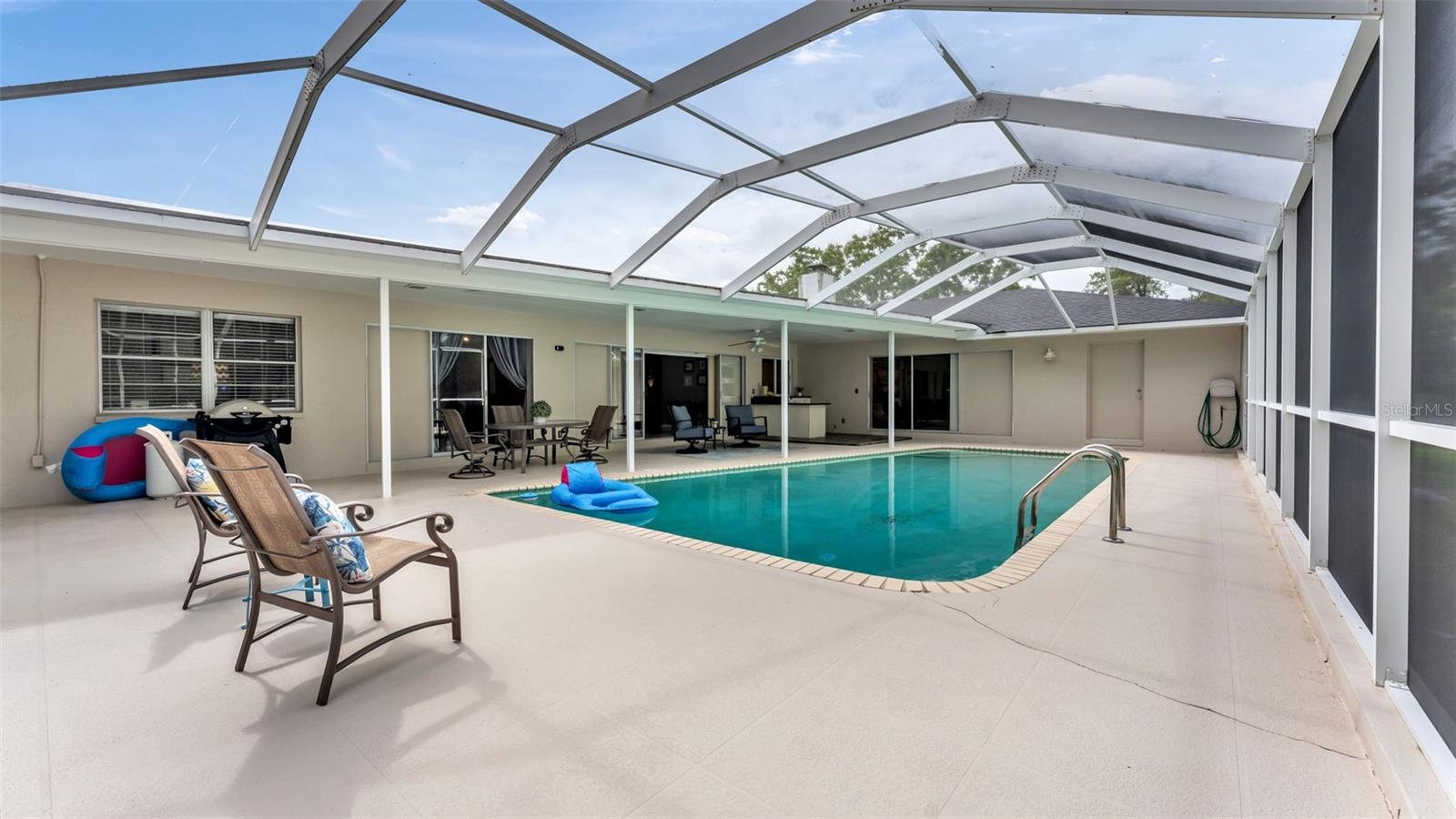 GLENMORE - Residential