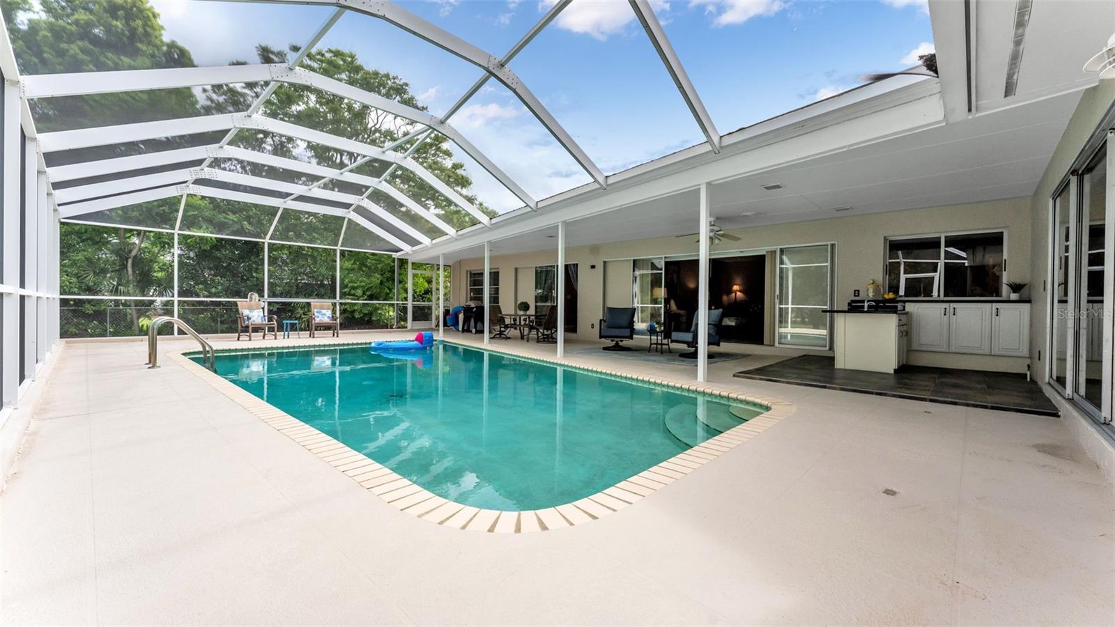 GLENMORE - Residential