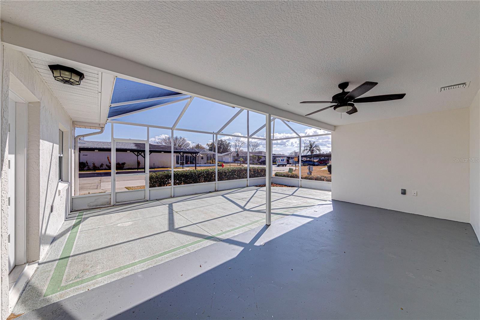 LEESBURG ROYAL OAK ESTATES - Residential