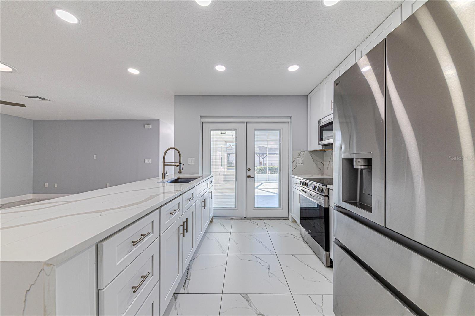 LEESBURG ROYAL OAK ESTATES - Residential