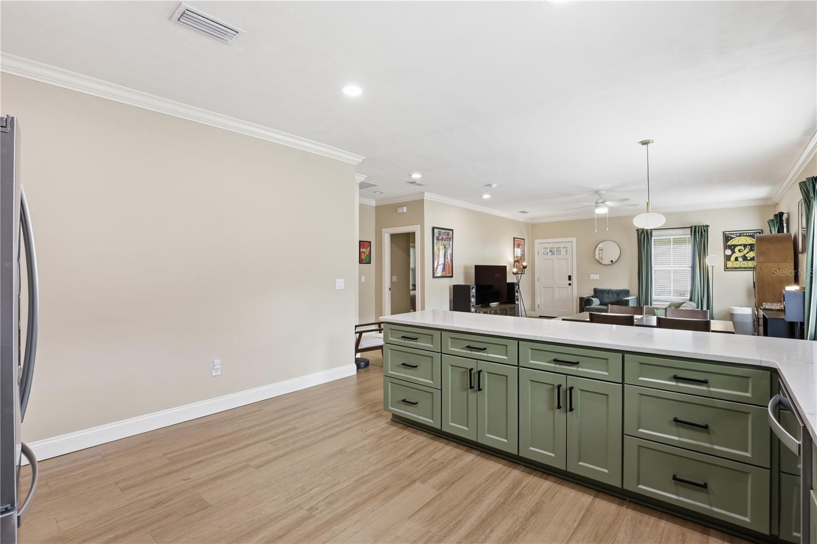 BROWNS ADD E1/2 - Residential